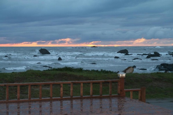 Oceanfront Lodge image 11