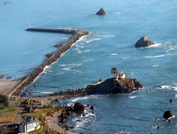 Oceanfront Lodge image 18